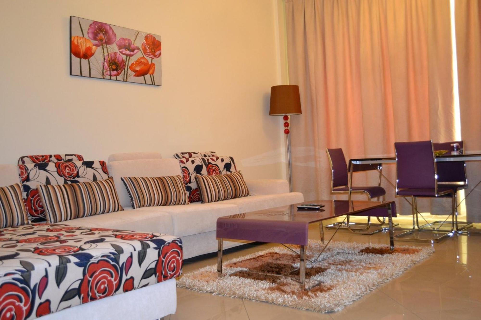 Abu Dhabi Plaza Hotel Apartments Buitenkant foto
