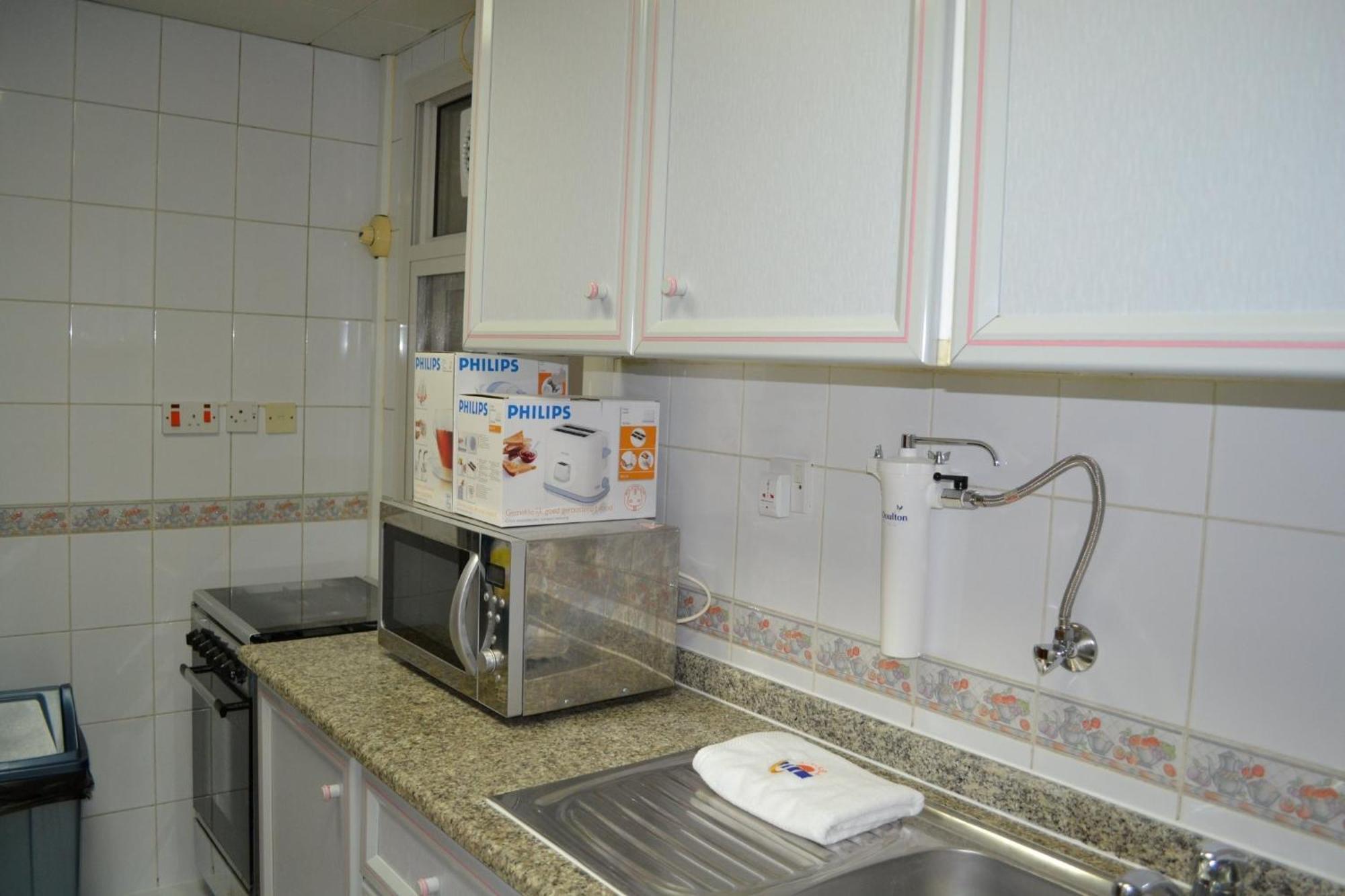 Abu Dhabi Plaza Hotel Apartments Buitenkant foto
