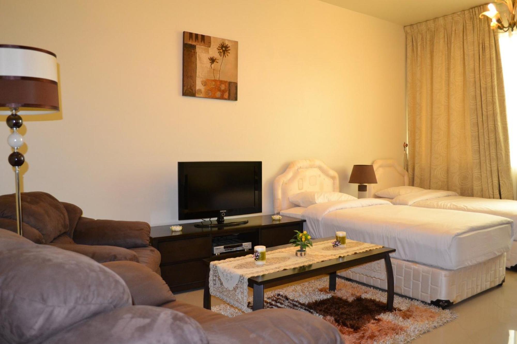 Abu Dhabi Plaza Hotel Apartments Buitenkant foto