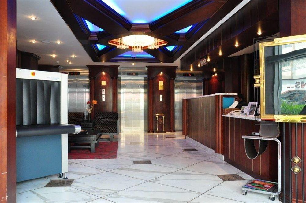 Abu Dhabi Plaza Hotel Apartments Buitenkant foto